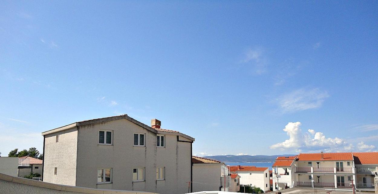 Apartments Villa Bonaca Baška Voda Rum bild