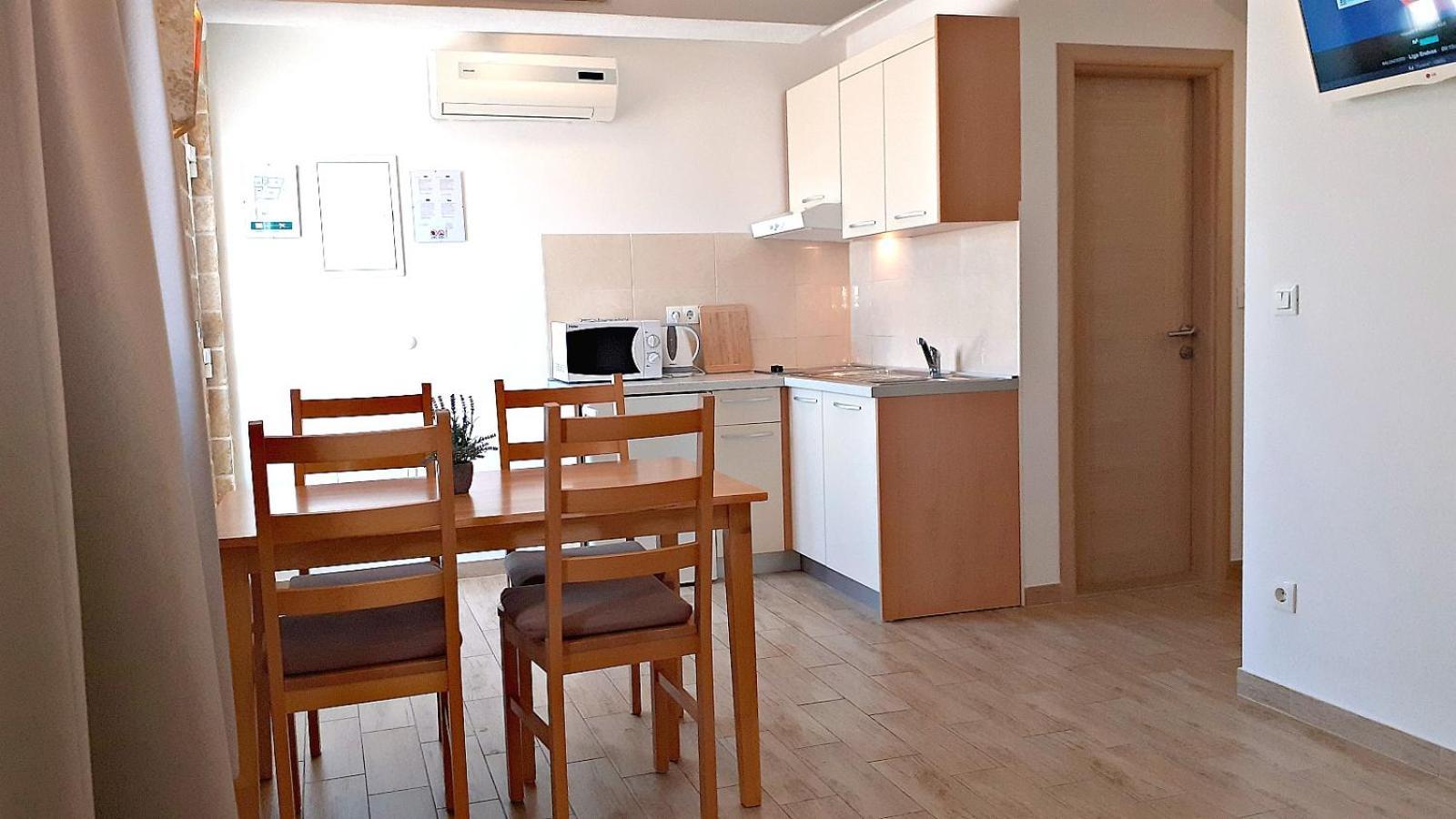 Apartments Villa Bonaca Baška Voda Rum bild